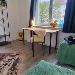 Dattel City Fewo Fuer 4 Personen Privat-parkplatz 5g Wlan & 24/7 Kontakt Apartment Hannover